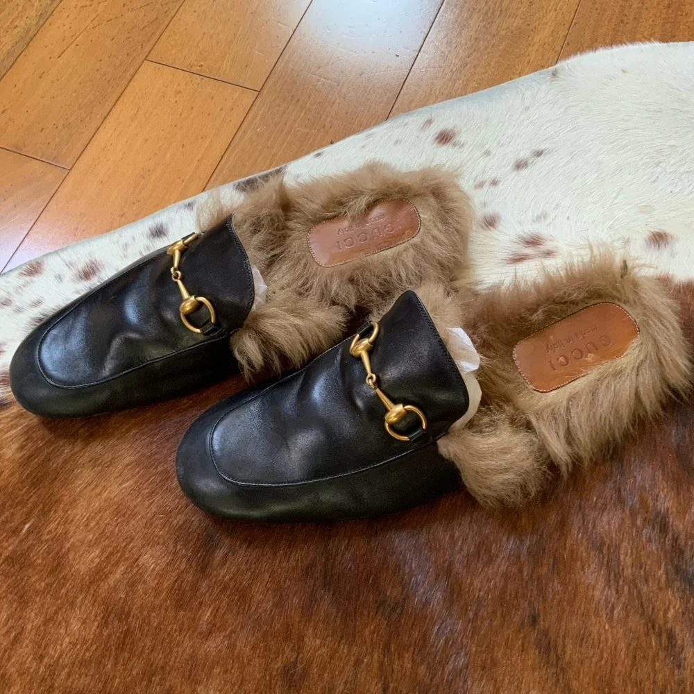 Gucci Black Leather Fur-Lined Horsebit Loafers